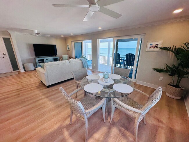 Building Photo - 555 Gulf Way