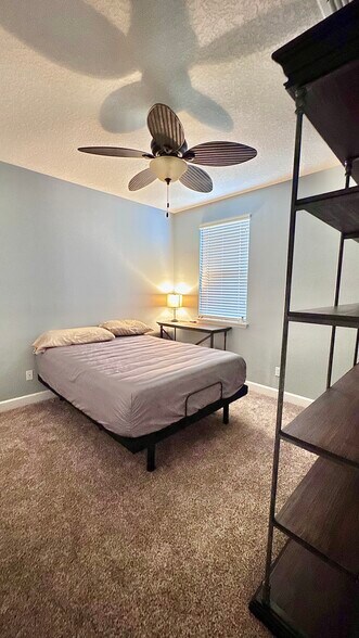 Building Photo - 12251 Regal Lily Ln