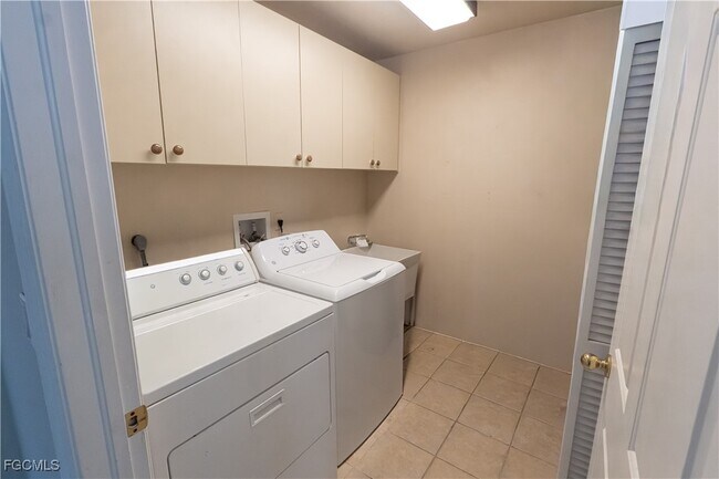 Building Photo - 14557 Eagle Ridge Dr