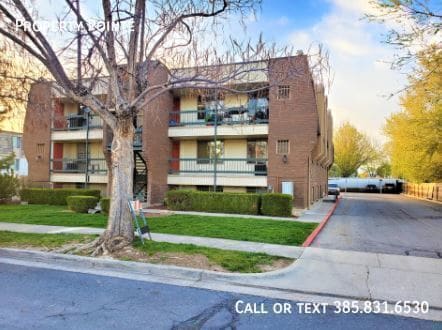 Building Photo - 215 E 4600 S