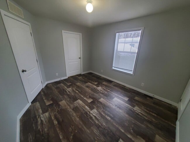 Building Photo - 13 Parakeet Hill Dr