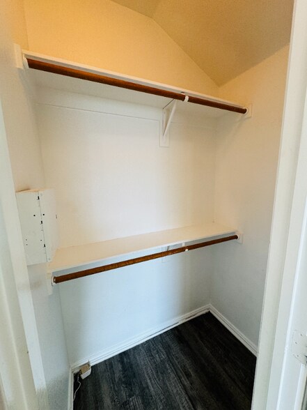 Building Photo - 5705 Swords Dr