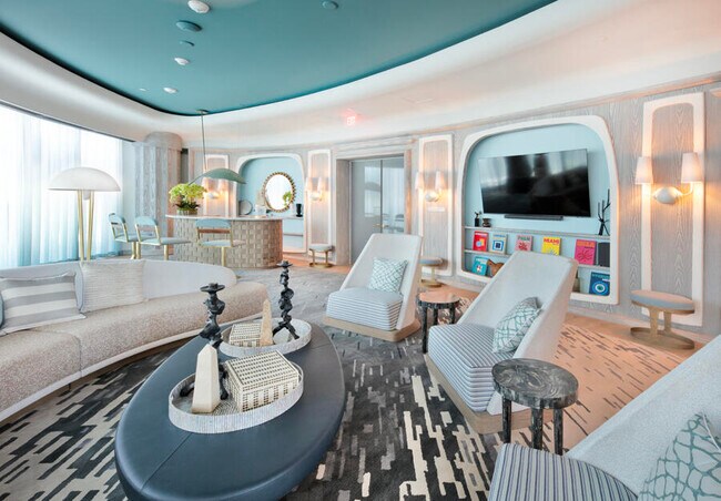 Building Photo - 1333 S Flagler Dr