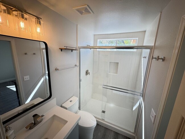 Building Photo - Fully Remodeled 3-Bedroom Home in 89144