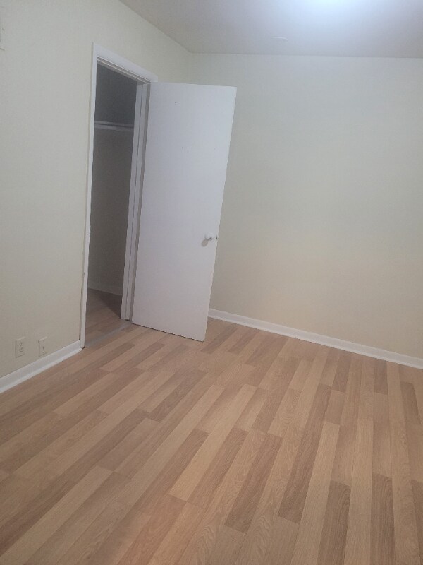 Building Photo - 1005 Garfield Ave