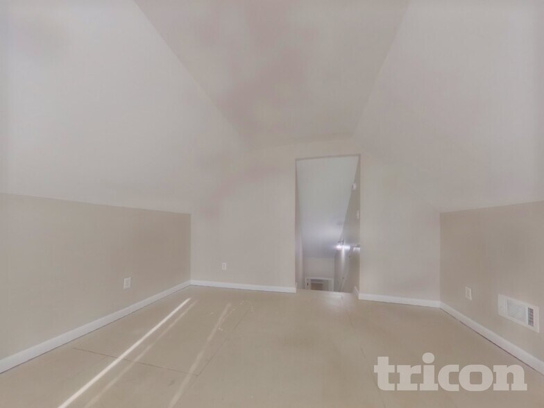 Building Photo - 1260 Wilkes Crest Dr NE