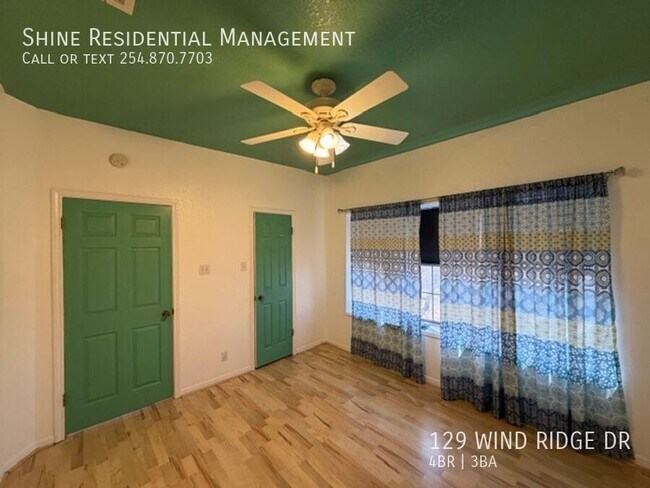 Building Photo - 129 Wind Ridge Dr