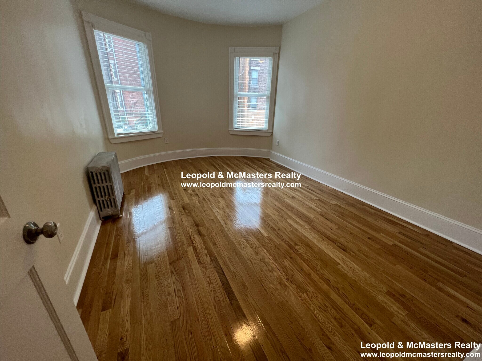 Building Photo - 1695 Beacon St
