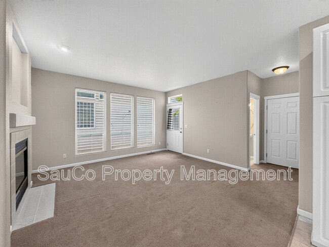 Building Photo - 5605 NE Caddis Dr