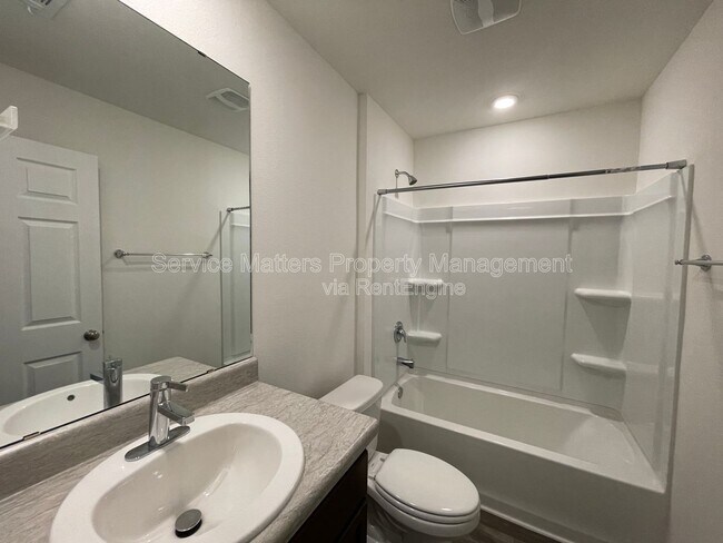 Building Photo - 4356 Jitterbug St