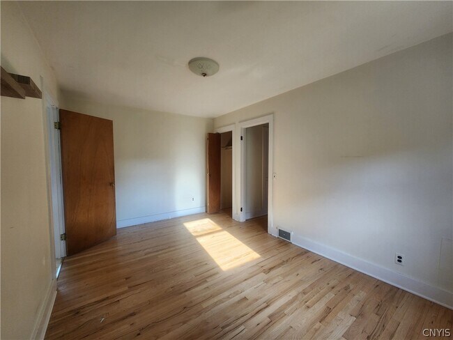 Building Photo - 3744 Fisher Rd