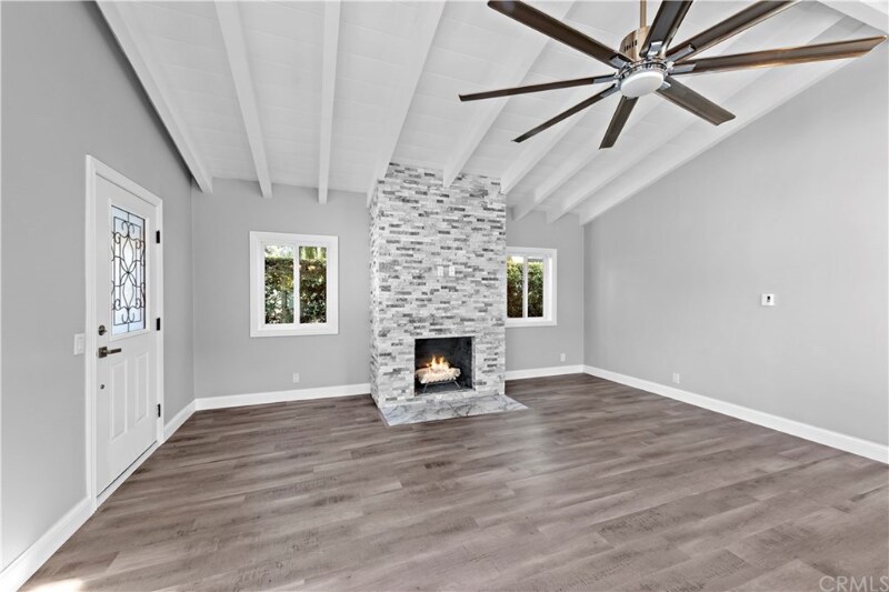 Building Photo - 26422 Via California