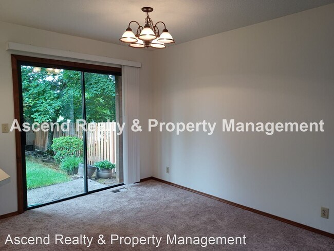 Building Photo - 3 br, 2 bath House - 10780 SW Summer Lake Dr