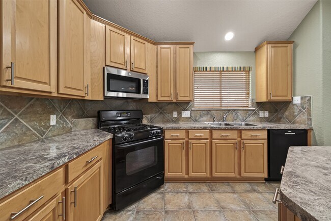 Building Photo - 12418 Shawwood Ct