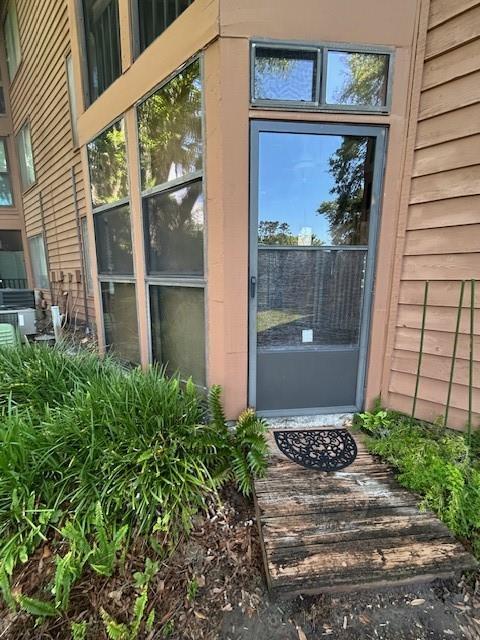 Building Photo - 924 Wimbledon Dr