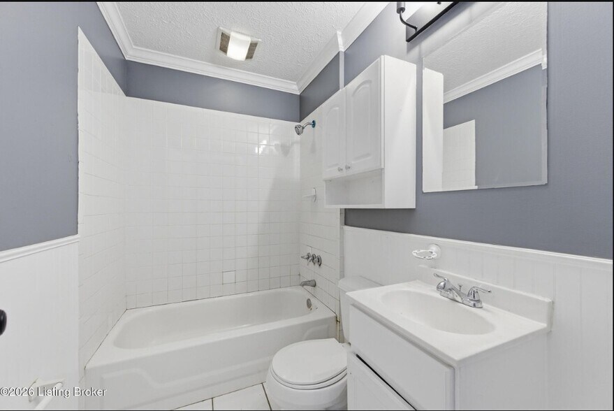 Building Photo - 1612 Pershing Ave