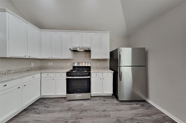 Building Photo - 3511 Rainshore Dr