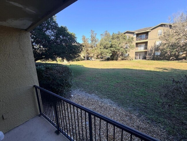 Building Photo - 114 Vista Verdi Cir