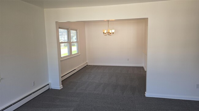 Building Photo - 46 Robinson Ave