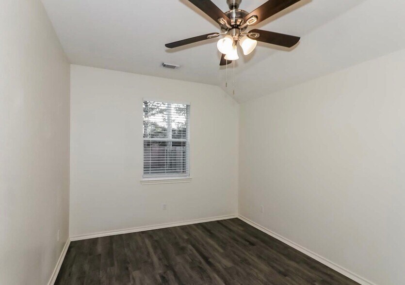 Building Photo - 5113 Forest Sage Ln