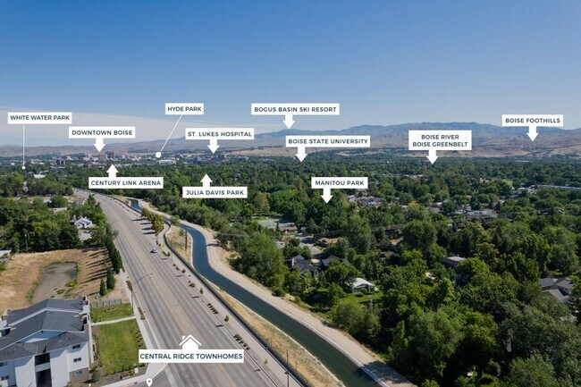 Building Photo - 2213 S Federal Way