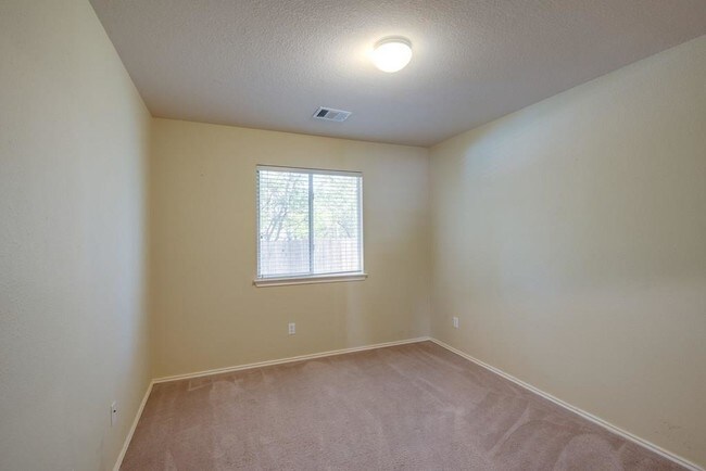 Building Photo - 11308 Los Comancheros Rd