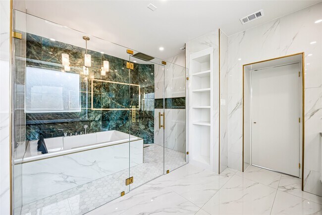 Building Photo - 2401 Fastwater Creek Ct