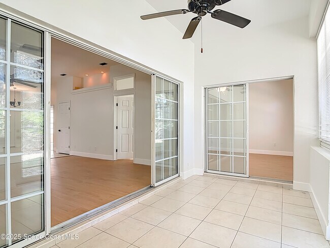 Building Photo - 1184 Athlone Way