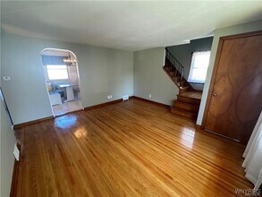 Building Photo - 40 Oehman Blvd