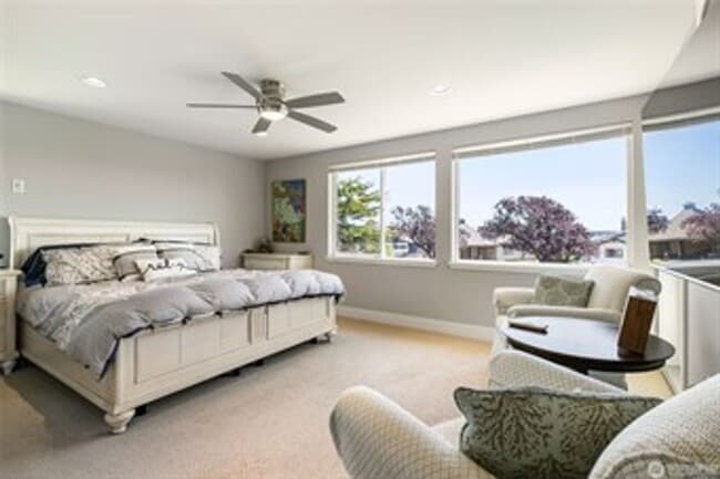Building Photo - Gorgeous 5 Bedroom Home with Bayview - Bir...