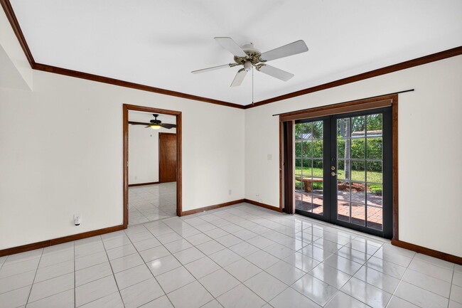 Building Photo - 2060 Tropic Isle