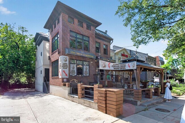 Building Photo - 4929 MacArthur Blvd NW