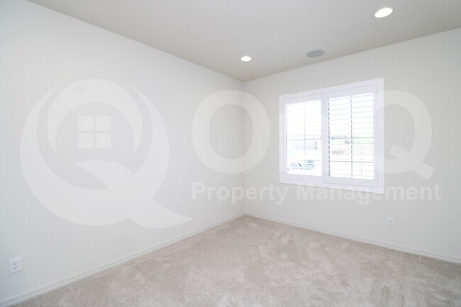 Building Photo - 13769 W Forest Pleasant Pl