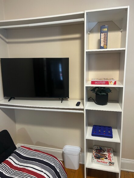 Building Photo - 3484 W 125th St