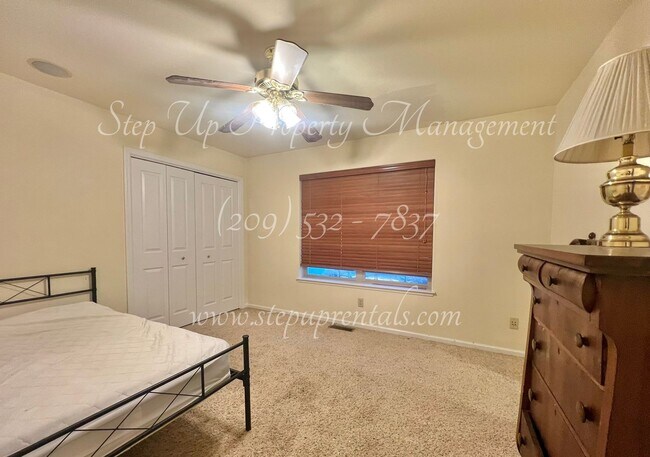 Building Photo - Spacious 4 Bed 2 Bath Home in Lovely Twain Harte Community!