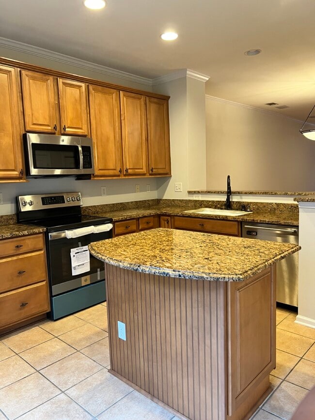 Building Photo - 1123 Ilana Ct