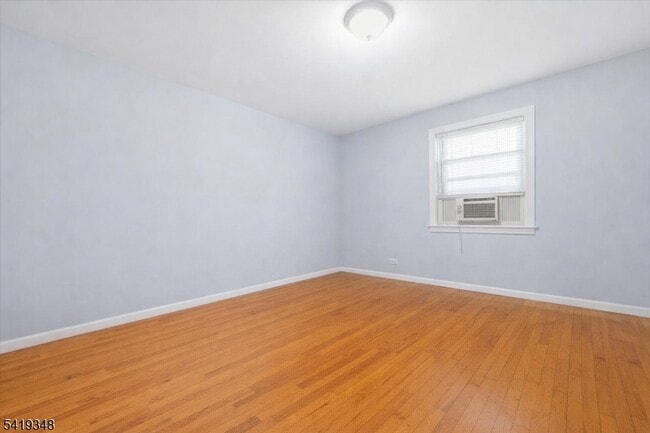 Building Photo - 343 Bloomfield Ave