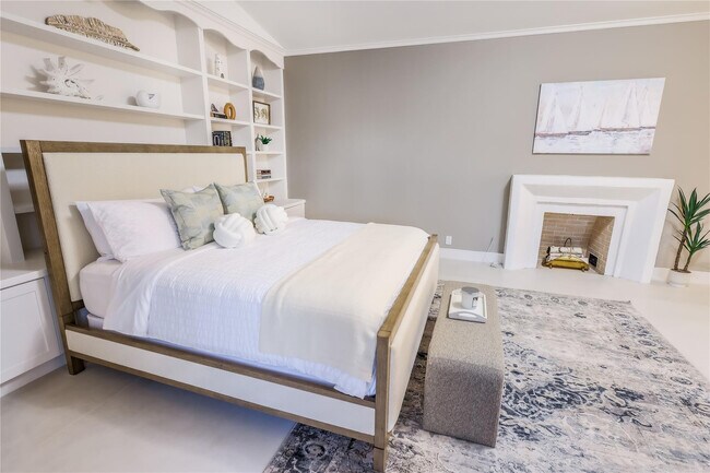 Building Photo - 3127 Sherwood Blvd