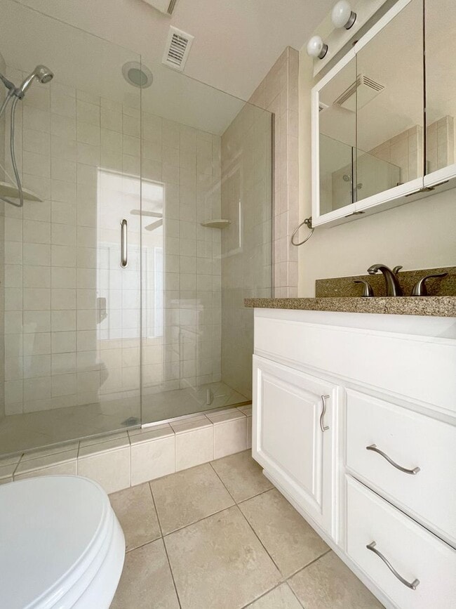 Building Photo - Single-Story Condo Steps from OC Fairgrounds & Minutes to Eastside Costa Mesa