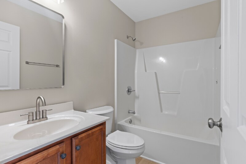 Building Photo - 156 Mallard View Ln