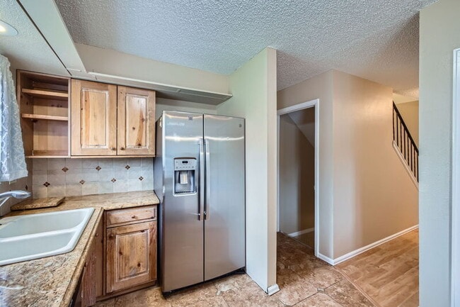 Building Photo - 1233 Willow Bend Cir