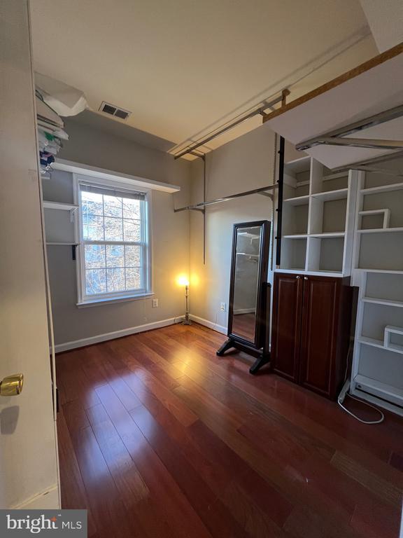 Building Photo - 604 Ridgemont Ave