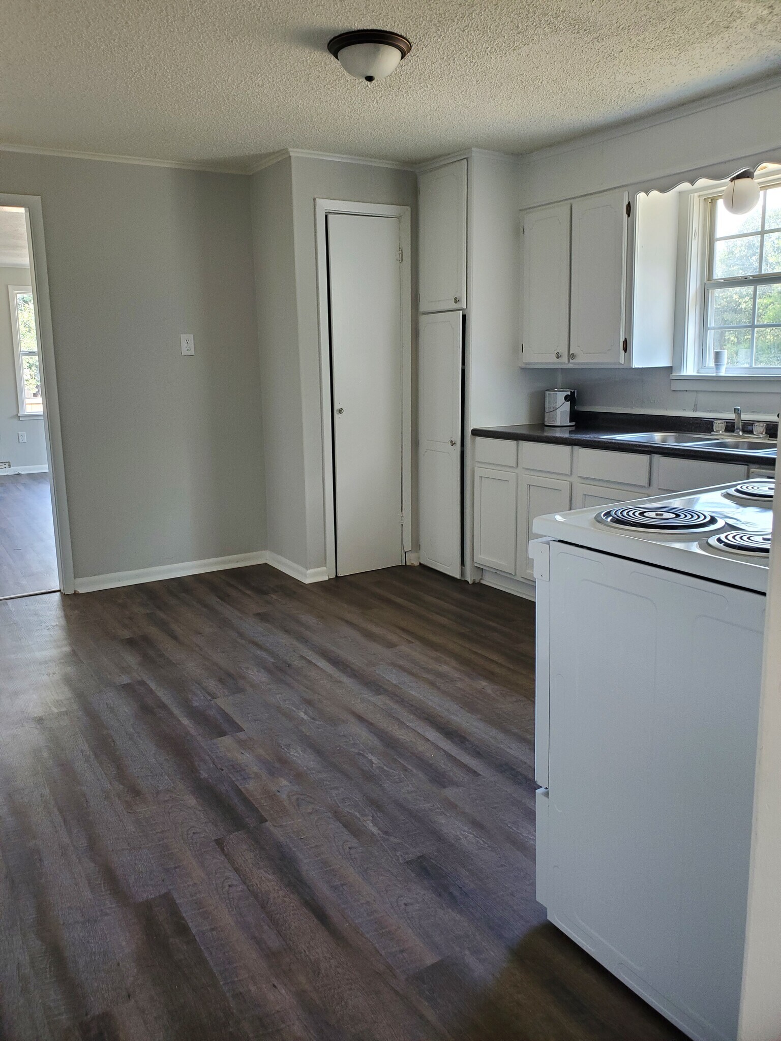 Building Photo - 8240 TX-154