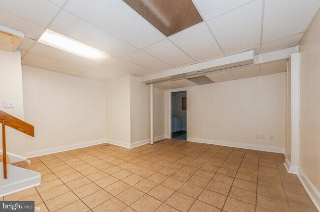 Building Photo - 19 Mooring Ct