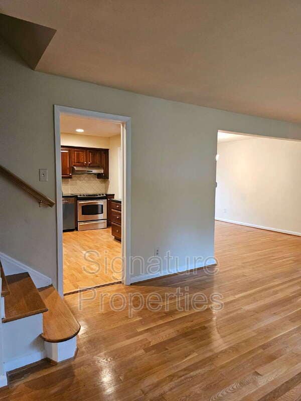 Building Photo - 8402 Kalb Rd