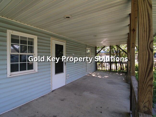 Building Photo - MUNCIE 3 BR 1 BA House with Central Air (NO SECTION 8)