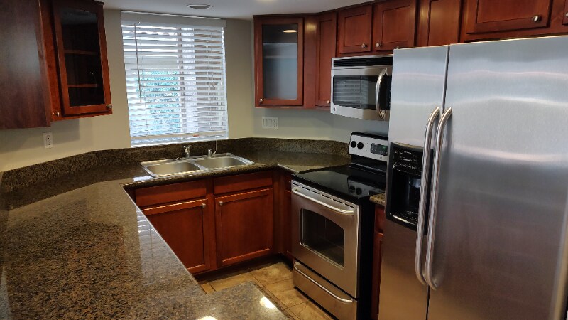 Building Photo - 15353 Maturin Dr