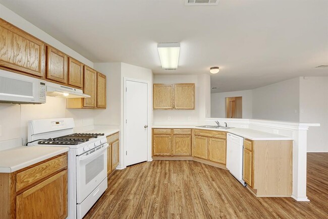 Building Photo - 361 Carriage Way