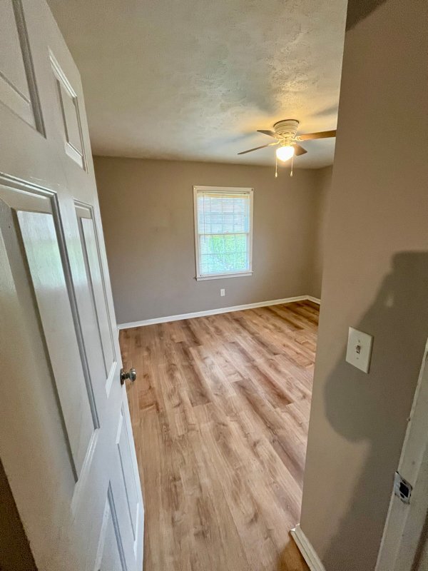 Building Photo - 6044 Cordova Rd