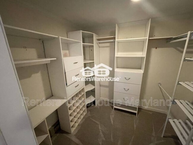 Building Photo - 2621 Fallston Rd